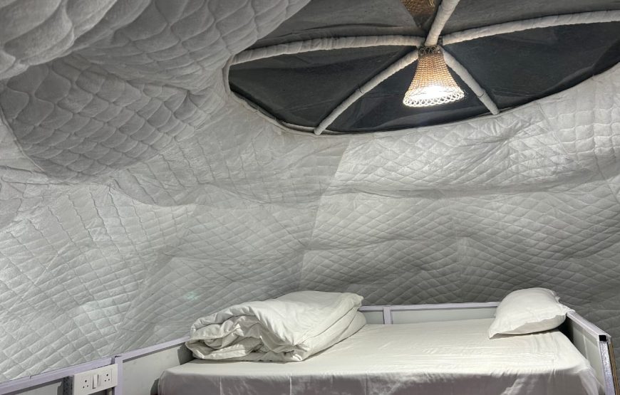 Glamping Domes Five Bed Room