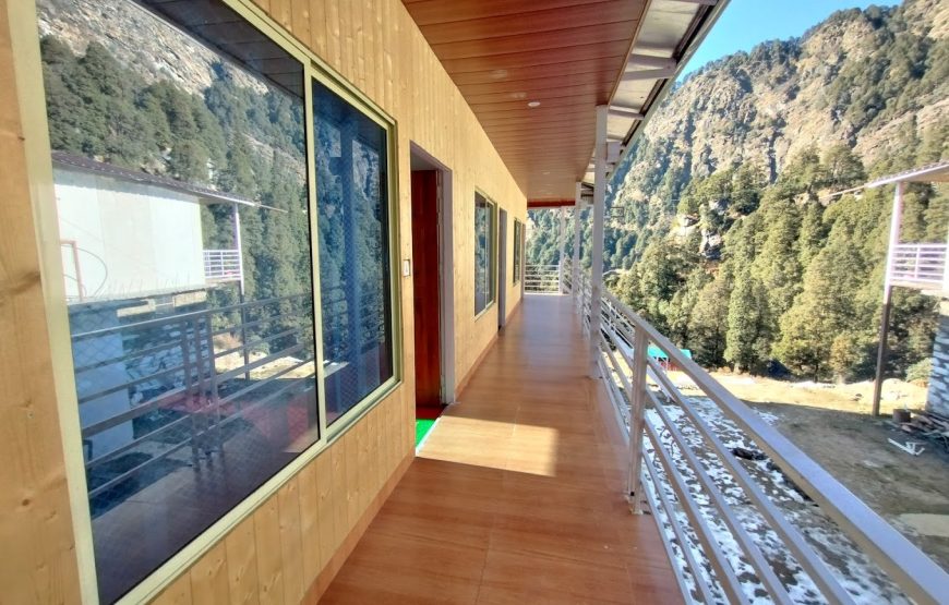 CHOPTA The Mini Switzerland AMAR RESORT