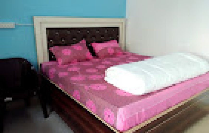 Cozy Double Bed Room