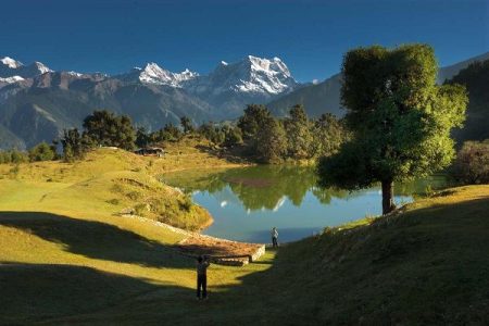 Deoria Tal – The Magical Mirror of the Himalayas